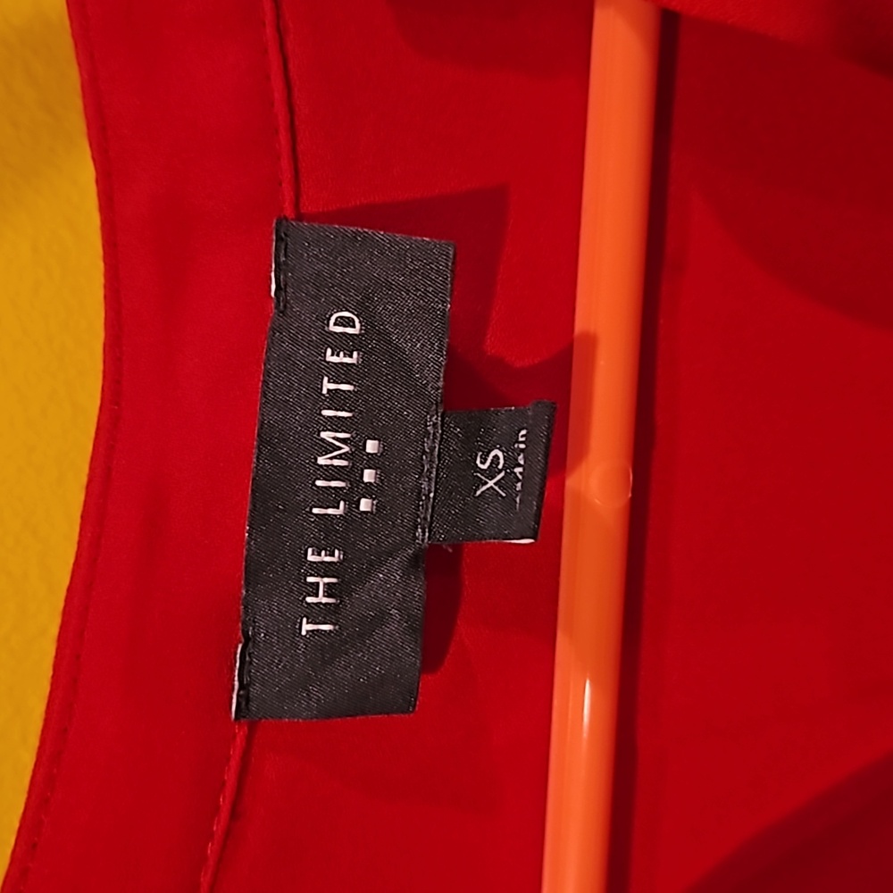 Red The Limited Shell - Picture 2 of 3